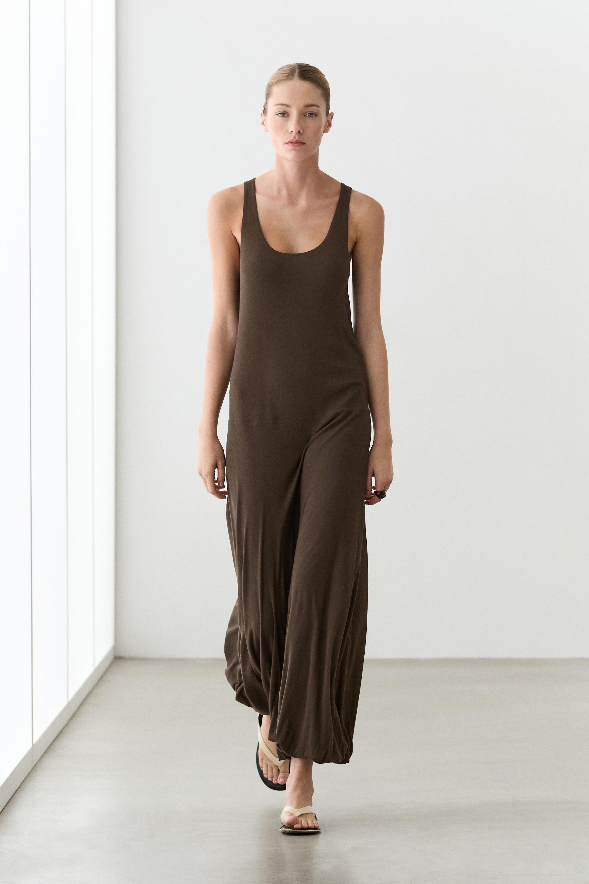 Robe midi à détails bouffants
